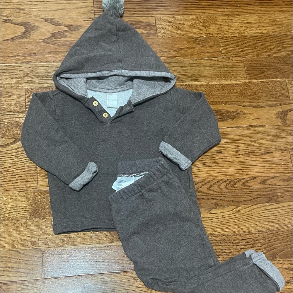 H&M size 12M in excellent condition!